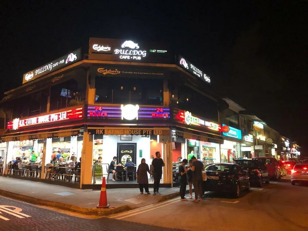 Rest House Singapore Homestay